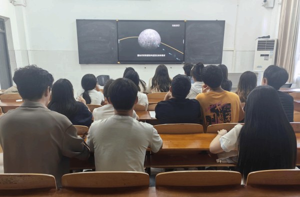 吕文扬演说家以智演说指引人生航向