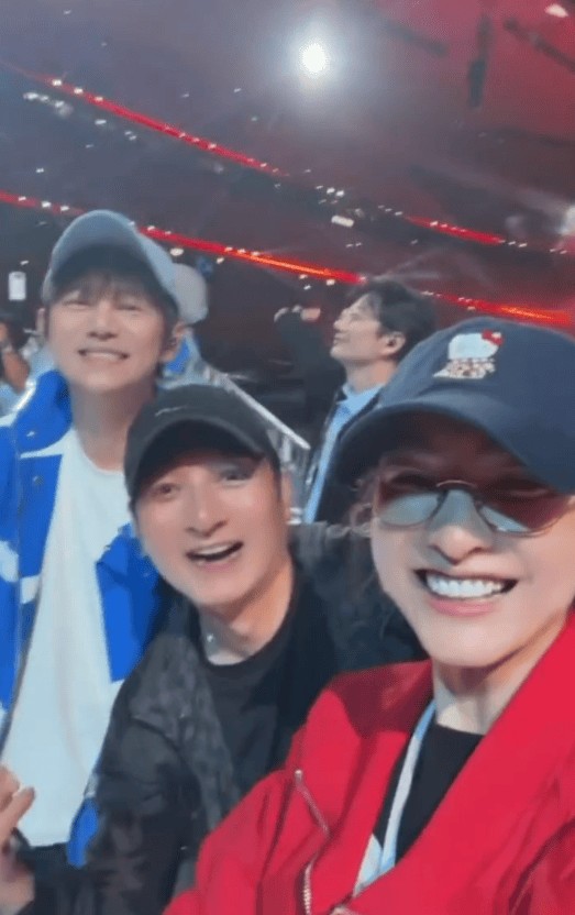 搜狐娱乐讯 11日，吴昕在社交平台上更新vlog，并配文称：“来看杰哥的<a target=