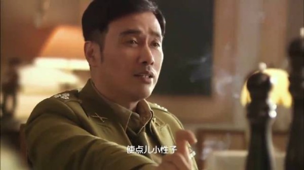 特务派人杀郑耀先,一看结果肠子悔青:鬼子六的屁股摸不得