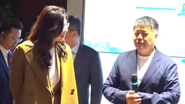 上海台胞对郑丽文进行集体统战,事实胜于雄辩!