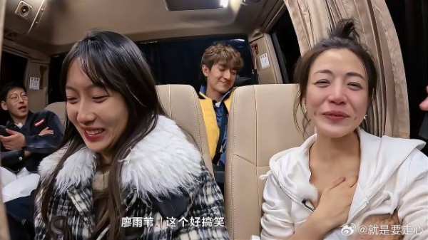 难怪陈晓跟你离婚！陈妍希这素颜，都不如路人！