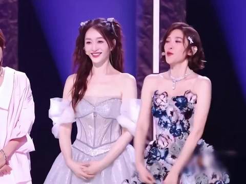 唐艺昕回应舞台像幼儿园汇演