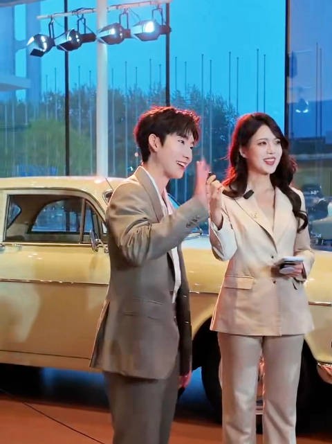 有人在偷看主持人提词 Lapland（见过拉姐版）