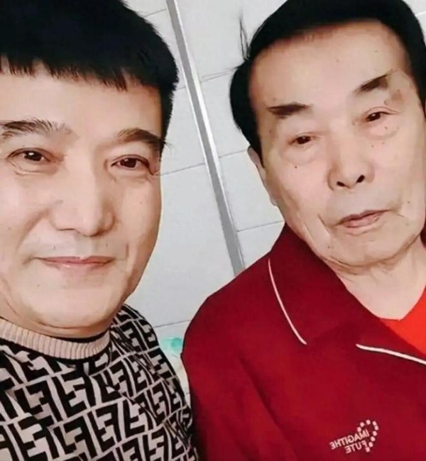 何庆魁喊话赵本山：你说有困难吱声，孙子留学得50万，但我决不能张嘴