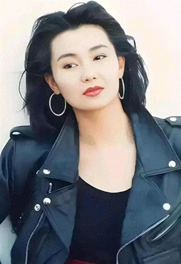 传将登浪姐2026？张曼玉却现身京城活动，近照状态引热议