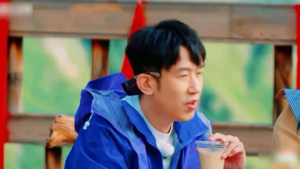 看似若无其事，实则逐字分析！