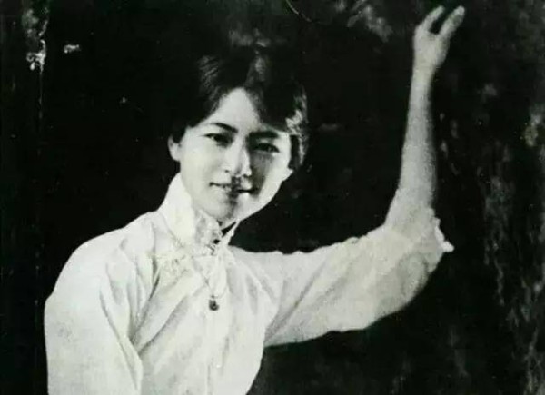 叱咤文坛的林徽因，是不是个好的建筑师？看过手绘稿就能一目了然