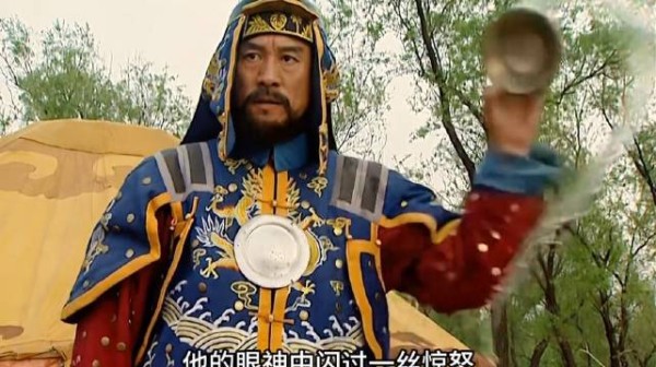 岳钟琪把年羹尧的大营占了，雍正终于对年羹尧动手了