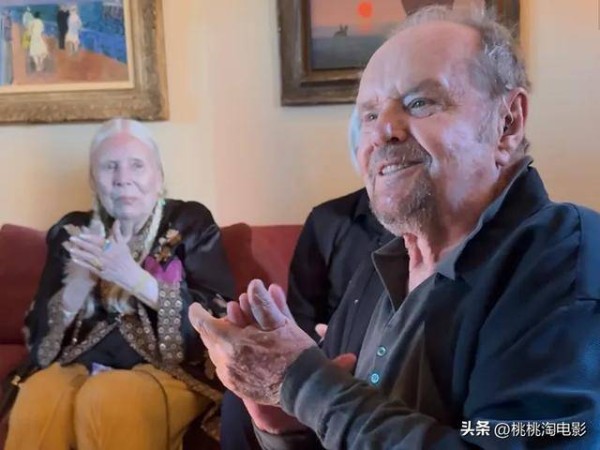 89岁好莱坞巨星罕见露面，息影16年的杰克·尼科尔森近况曝光