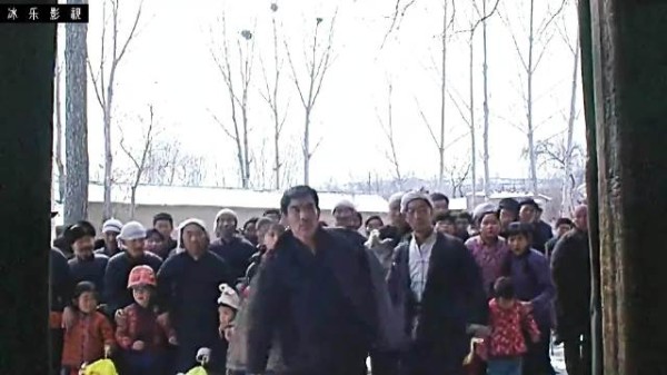 村民捡到一个孩子，从此改写了他一生的命运