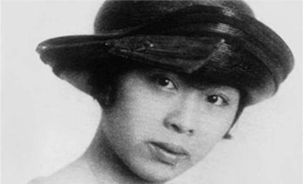 徐志摩唯一高攀不起的女人，徐志摩飞机失事后，她养活徐志摩全家