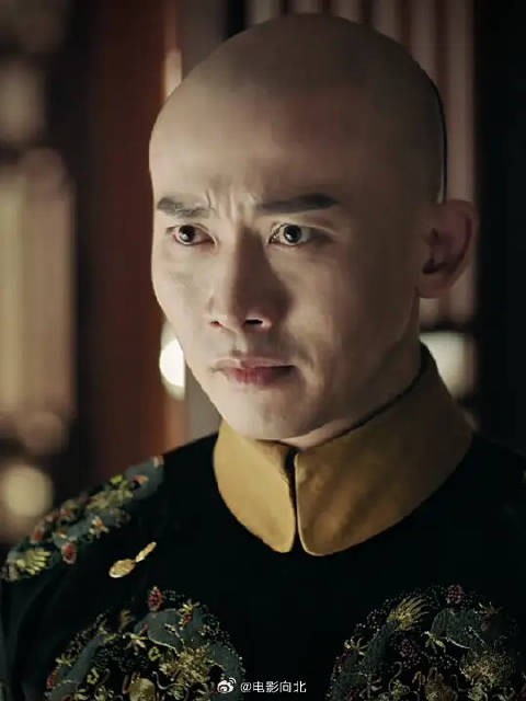 反正天塌下来了也有乾小四的嘴顶着