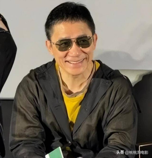 梁朝伟自曝奇特习惯：周末彻底关机断联，闭关两天不见任何人