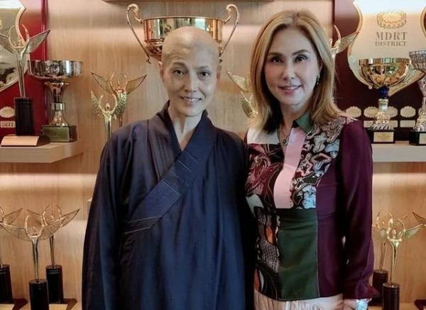 香港女星受情伤出家12年，接待陈玉莲米雪吃斋，曾与刘德华合作