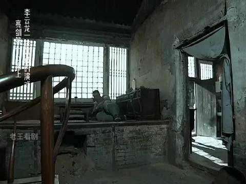 李云龙张大彪在楚云飞面前唱双簧，要撤出大孤镇！