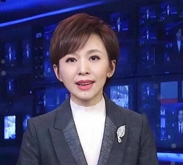 消失五年后欧阳夏丹新身份曝光，曾是央视当红花旦，为何突然转行