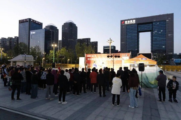 “舞乐山海”好戏登场：吕剧《龙凤面》点亮高新之夜