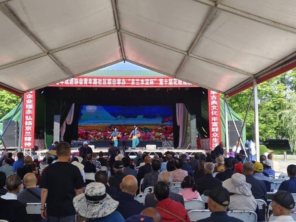 京山市新市街道“红色文艺轻骑兵”戏曲进社区活动精彩上演