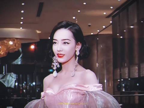 “辛苦大家多看一会儿”