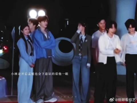 对你的关心全都是我下意识的举动.