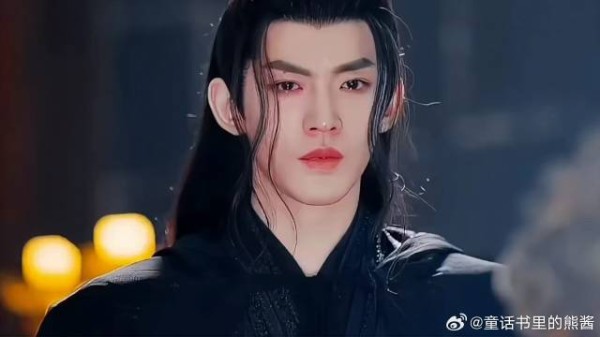 神仙颜值，看他流泪心都碎了，这个男人怎么做到又美又帅的？