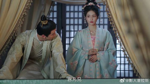 雪宁想阻止公主和亲 假定非看到雪宁计谋，竖起大拇指