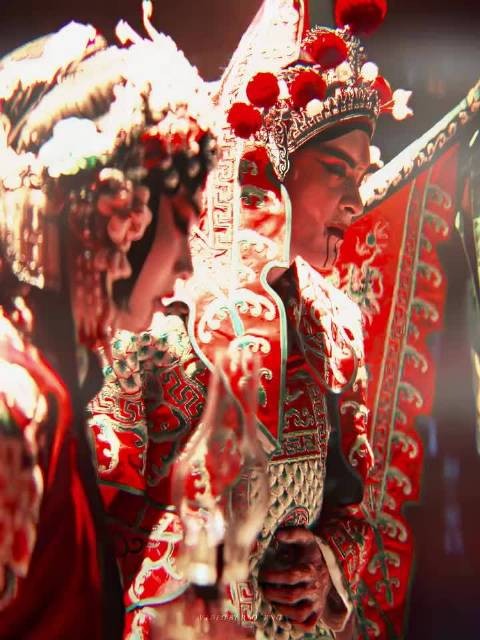 演员眼神戏胜过亲密戏引热议