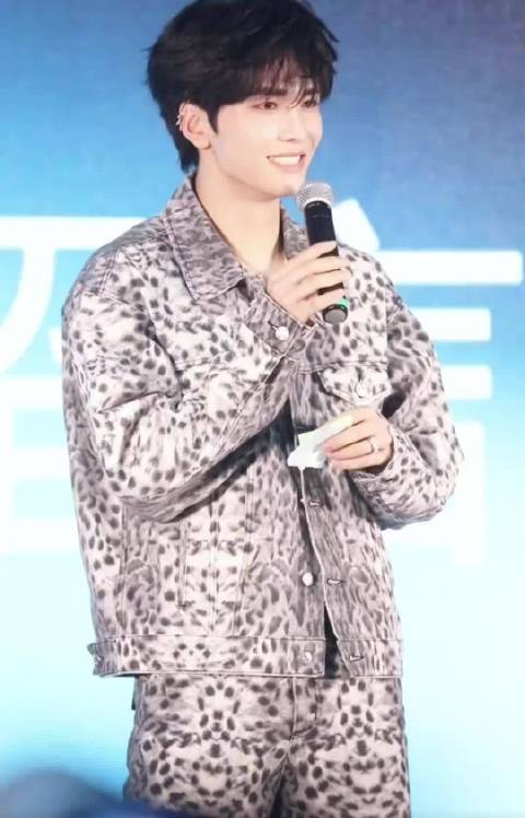 邵子恒金曲盛典表态突破舞台局限