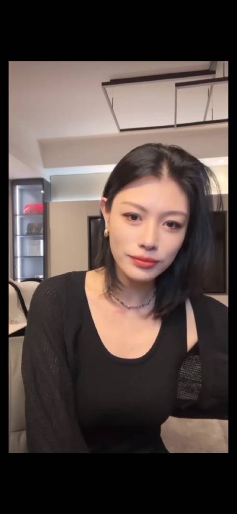 葛荟婕说汪峰的财产应该多分给她女儿小苹果点，她当年什么也没分到！