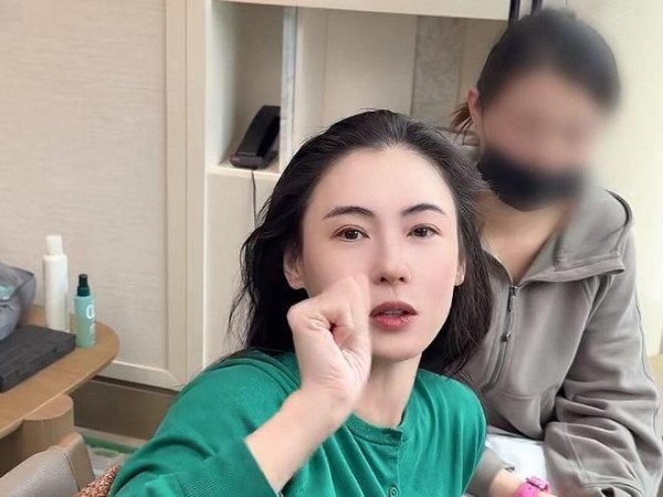 张柏芝母亲节晒幸福，分享和儿子们的相处点滴，谢振轩已考出驾照