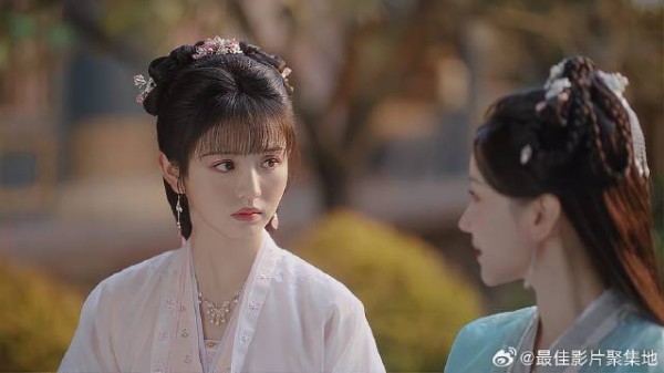五少主哭诉新婚之苦 哪料被六少主伤口撒盐，气炸了