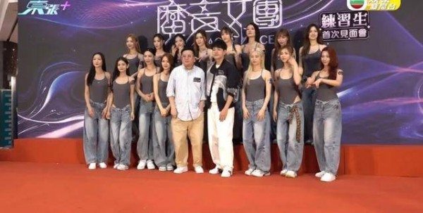 黄翠如突然返港吓到萧正楠，儿子3秒才认出妈妈，画面又甜又心酸