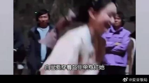 他俩的含金量没有底～都在装糊涂 不是灯下黑～咱们真眼瞎