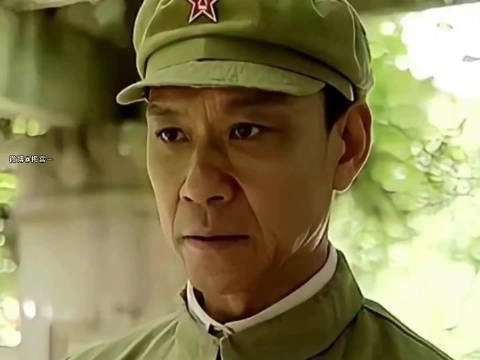 “老兵来看望军长被拦 竟直呼其小名”