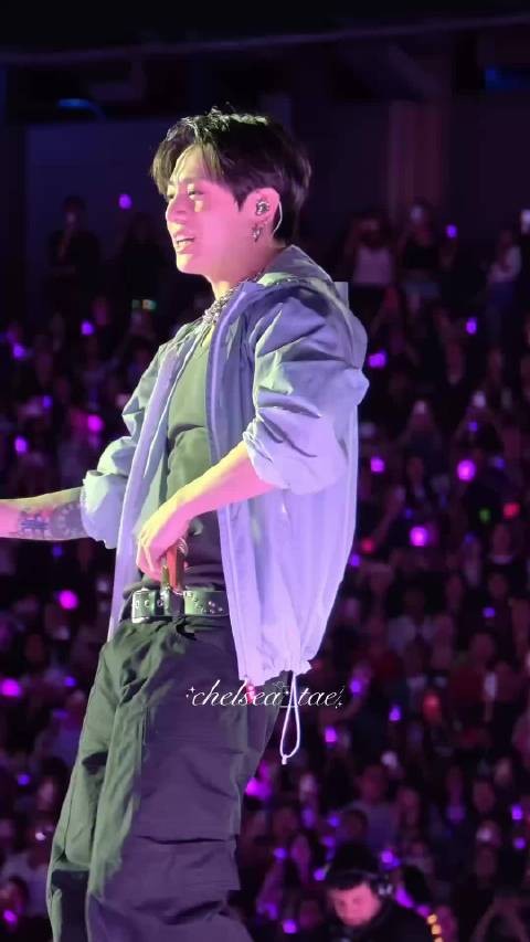 喔腹肌www 轻轻撩起来还要笑55555 260519 BTS世巡 STANFORD演唱会Day3