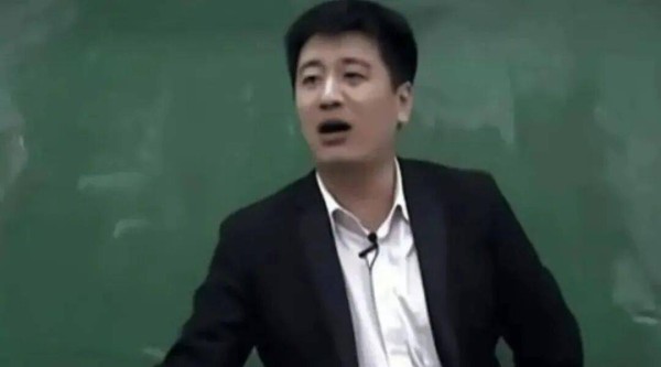 张雪峰猝死不到2月，小沈阳被紧急送往就医，已是10天内第二次