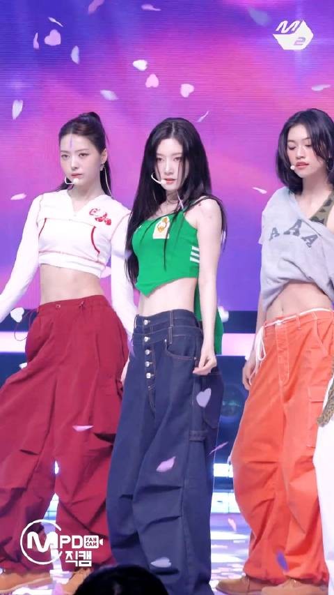 IOI (Where My Girls At) 郑采妍直拍