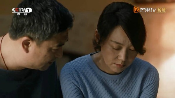 在看《装台》了，张嘉益闫妮的演技太有生活感了哈哈哈哈