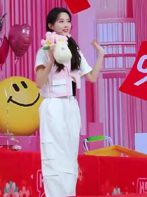 孟子义李小冉同台演绎心愿便利贴，何与收花瞬间引心跳加速