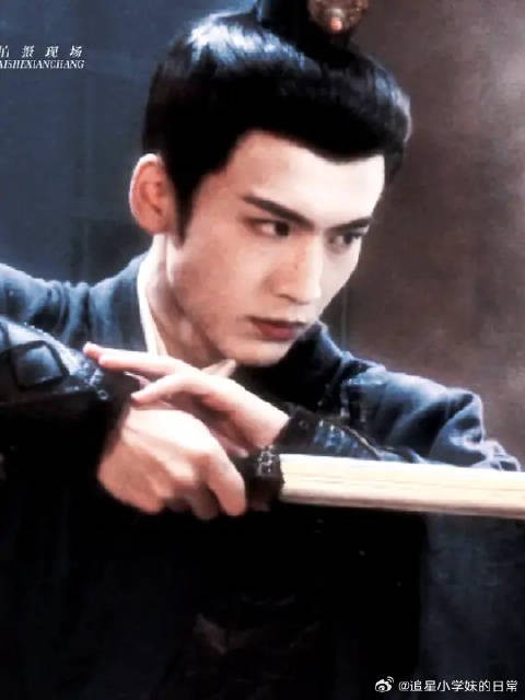 文可推举榜首，武可剑影凌厉之人，唯有裴相是也