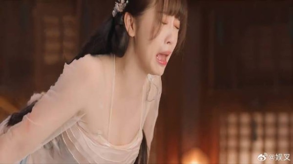 小兰花身份不简单 东方青苍小瞧她了，立马严刑拷打！