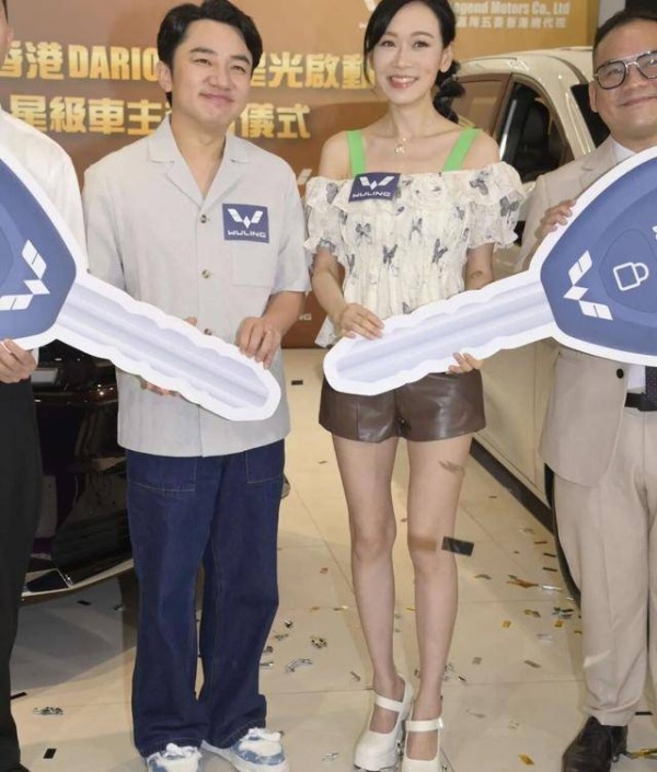 王祖蓝屡传身家暴涨,澄清“冇晒钱喇”,自曝财政大权李亚男掌管