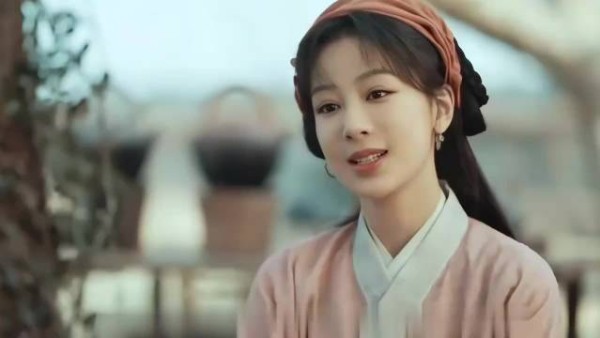 家业:深情错付:落魄女真心相待,竟成未婚夫棋子. 主演:韩东君x杨紫