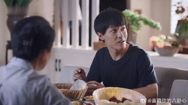 贺灿阳大早被家人狂喷，儿子是意外，闺女是亲生的