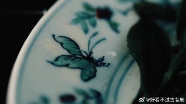 《玉茗茶骨》痴妹验茶惊现神迹，假姐姐身份曝光众人惊