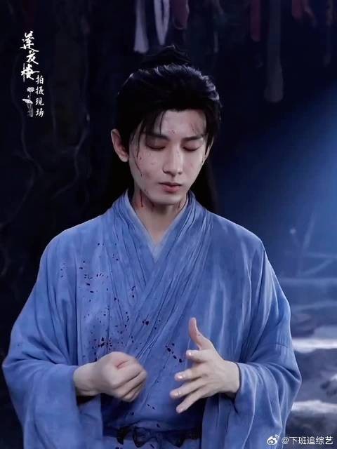 剧抛脸证据+1，从“白莲”切换到“黑莲”仅需一秒！
