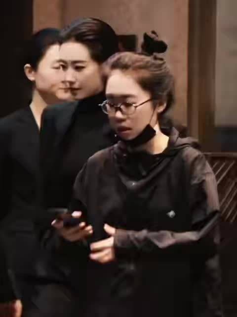 终于等到官宣女主了，快快端上来