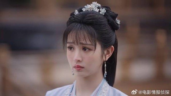 李薇回家，少主开府想留李薇多呆些时日，结果好可怜