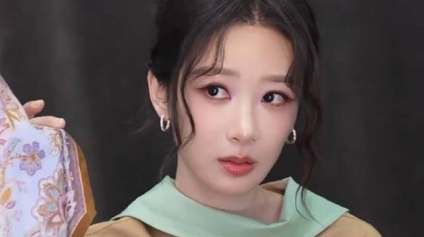 杨紫这个转场太魔性了