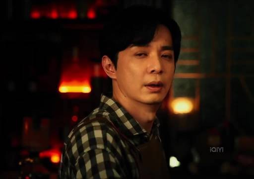 开大吉普的男人这次踩着音响进来了!|“君生我未生…”对味!